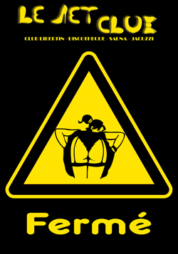 Soirée rouge et noir au Jet Club